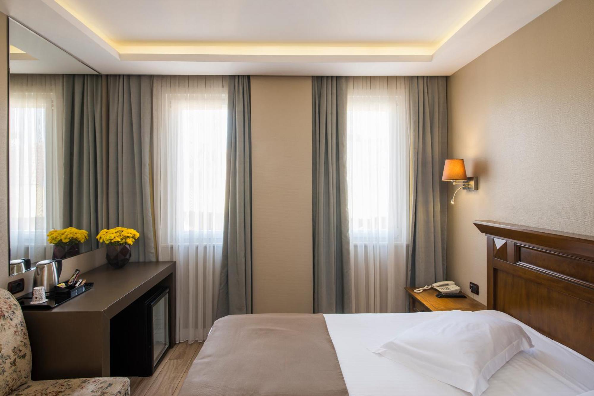 Semsan Hotel Istanbul Eksteriør billede
